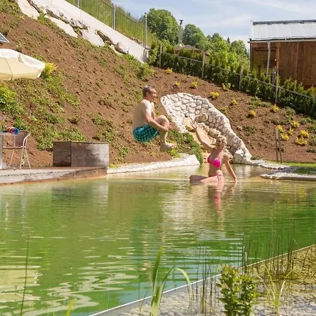 Casa de Férias Bachgut, Am Berg - Stammhaus Sommer